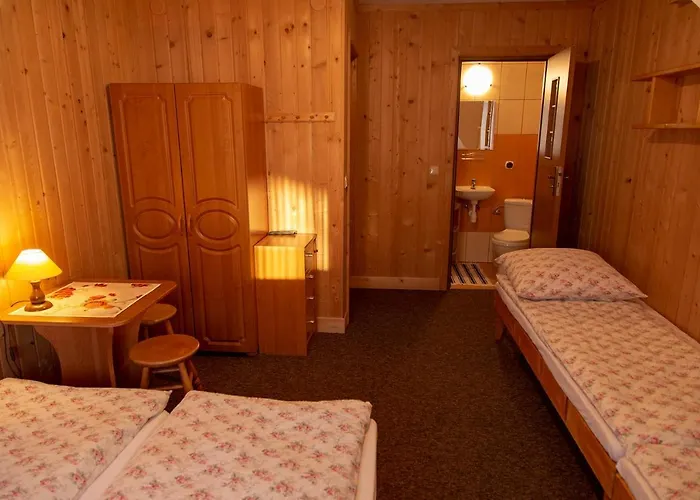 Mc82 - Anna Lukaszczyk Rum i privatbostad Ciche Małe